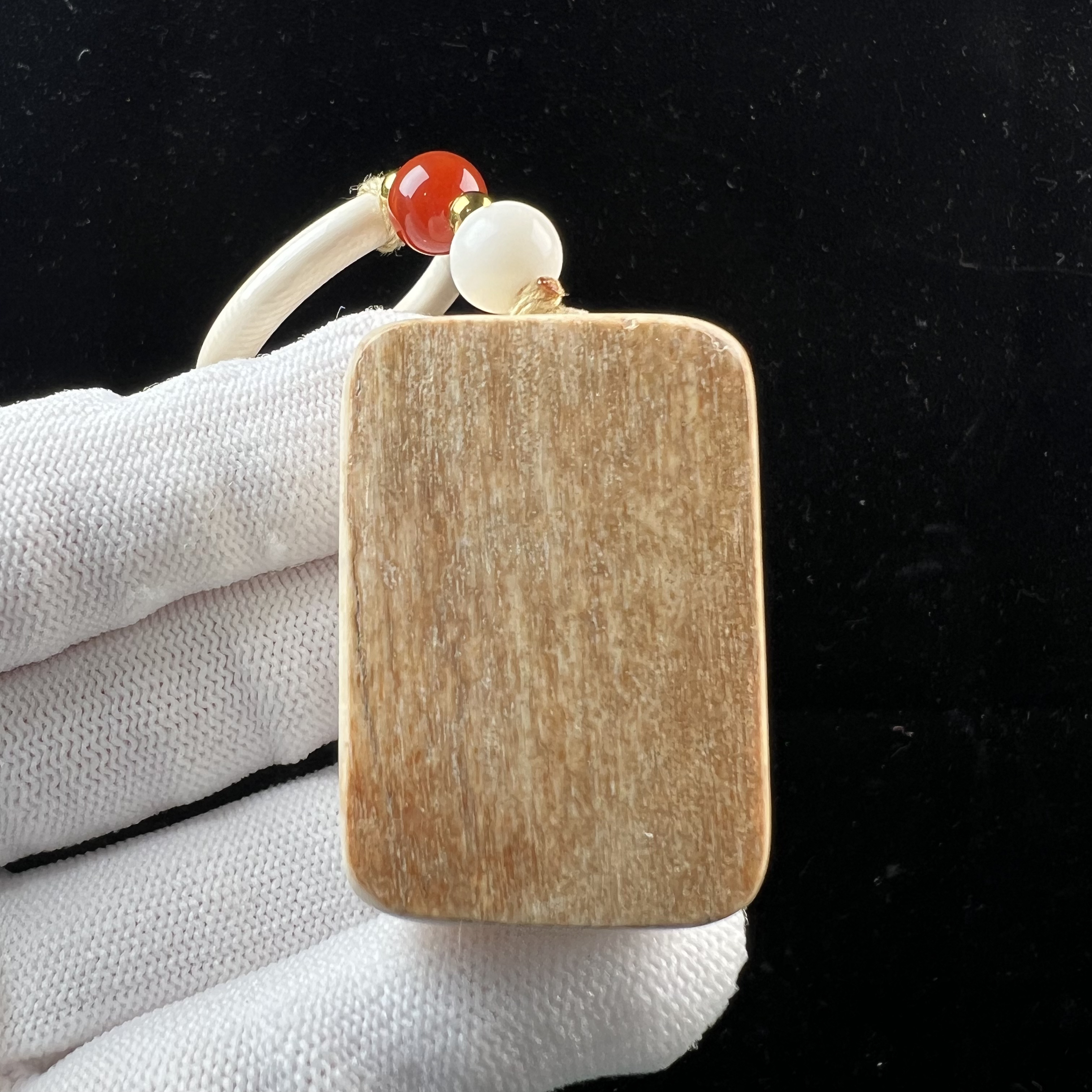 P1508天然猛犸牙 金皮肥皂 无事牌28*42*21mm支持鉴定 假一罚四