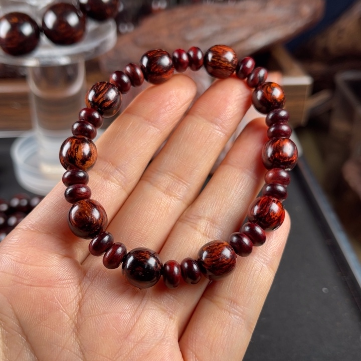 君***水无事牌降真香红降1.0珠子瑕疵