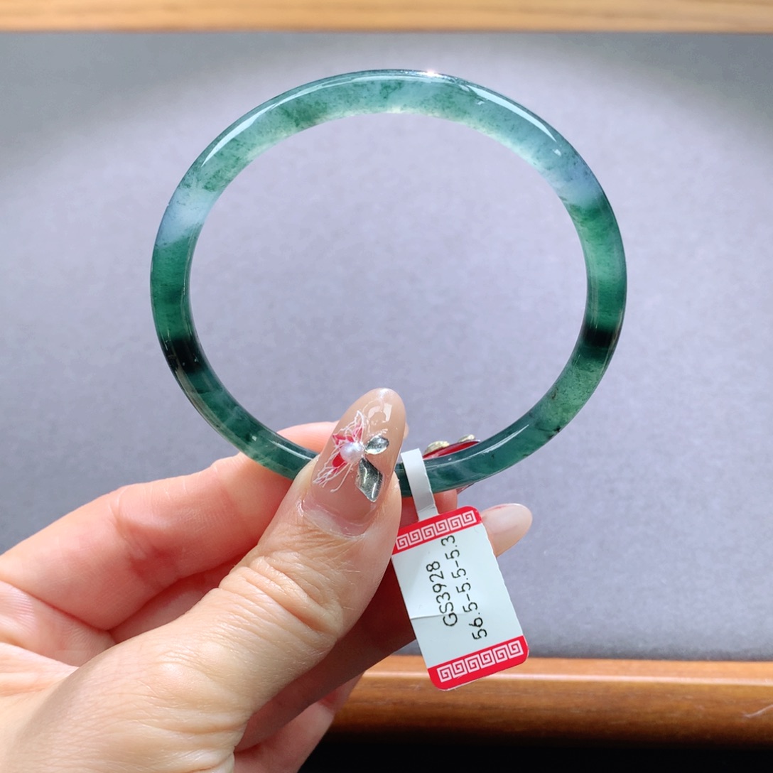 翡翠手镯未镶嵌天然翡翠手镯叮当镯