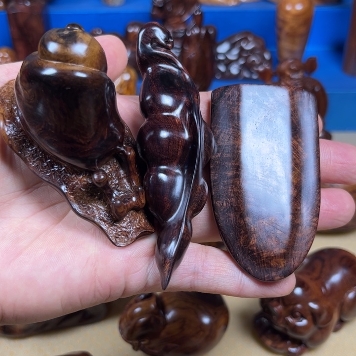 益**布黄花梨降香黄檀把件