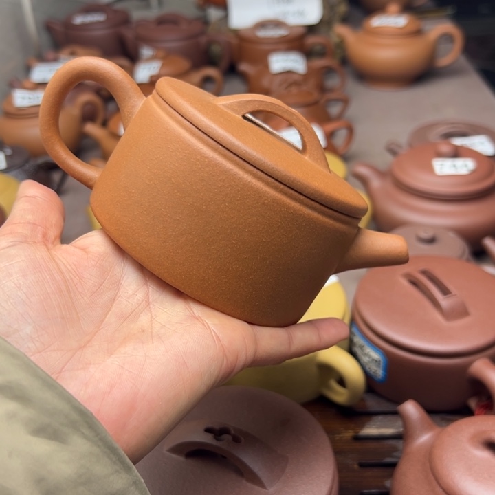 紫砂茶壶降坡泥半手220