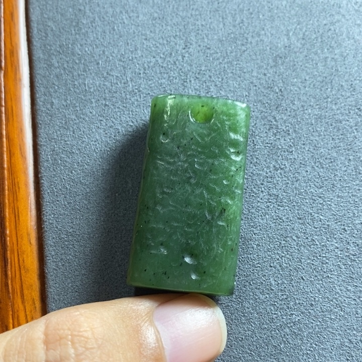 和田玉（糖玉）吊坠(不含链)未镶嵌