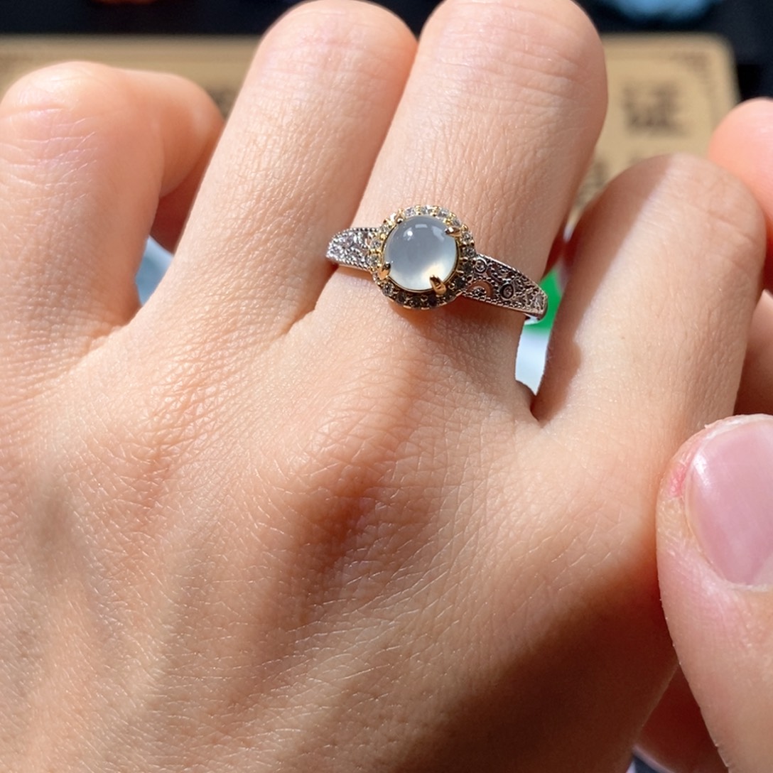 翡翠颈饰银S925镶嵌翡翠