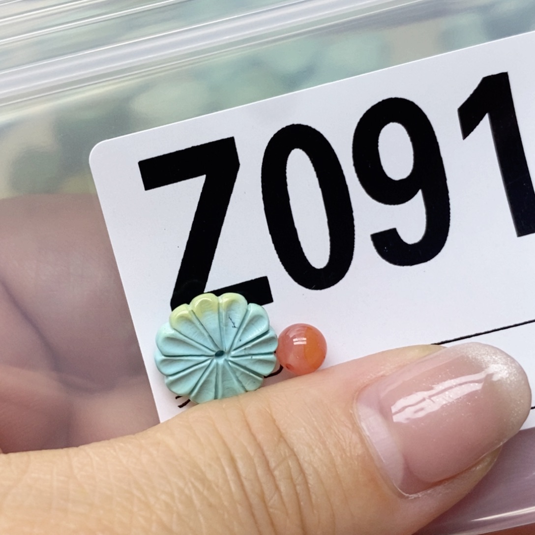 南红玛瑙配饰未镶嵌