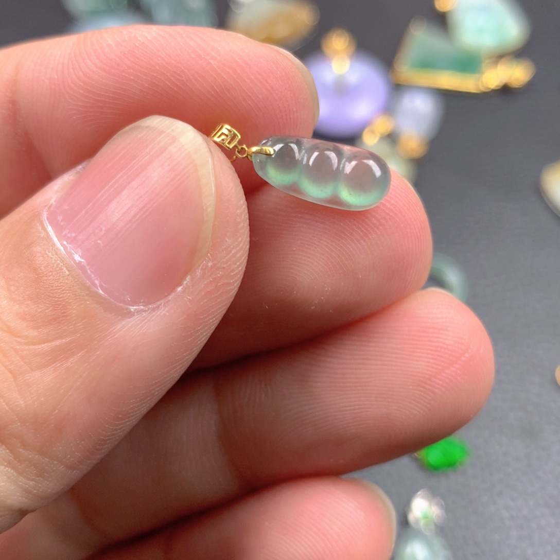 【闪购商品】翡翠18K金镶嵌颈饰翡翠