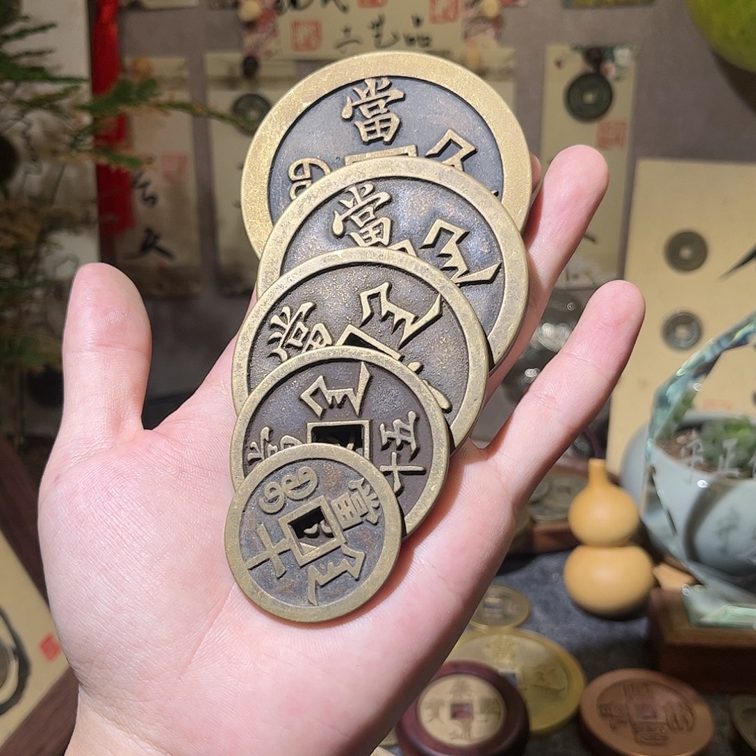 铜现代仿制工艺品花钱 