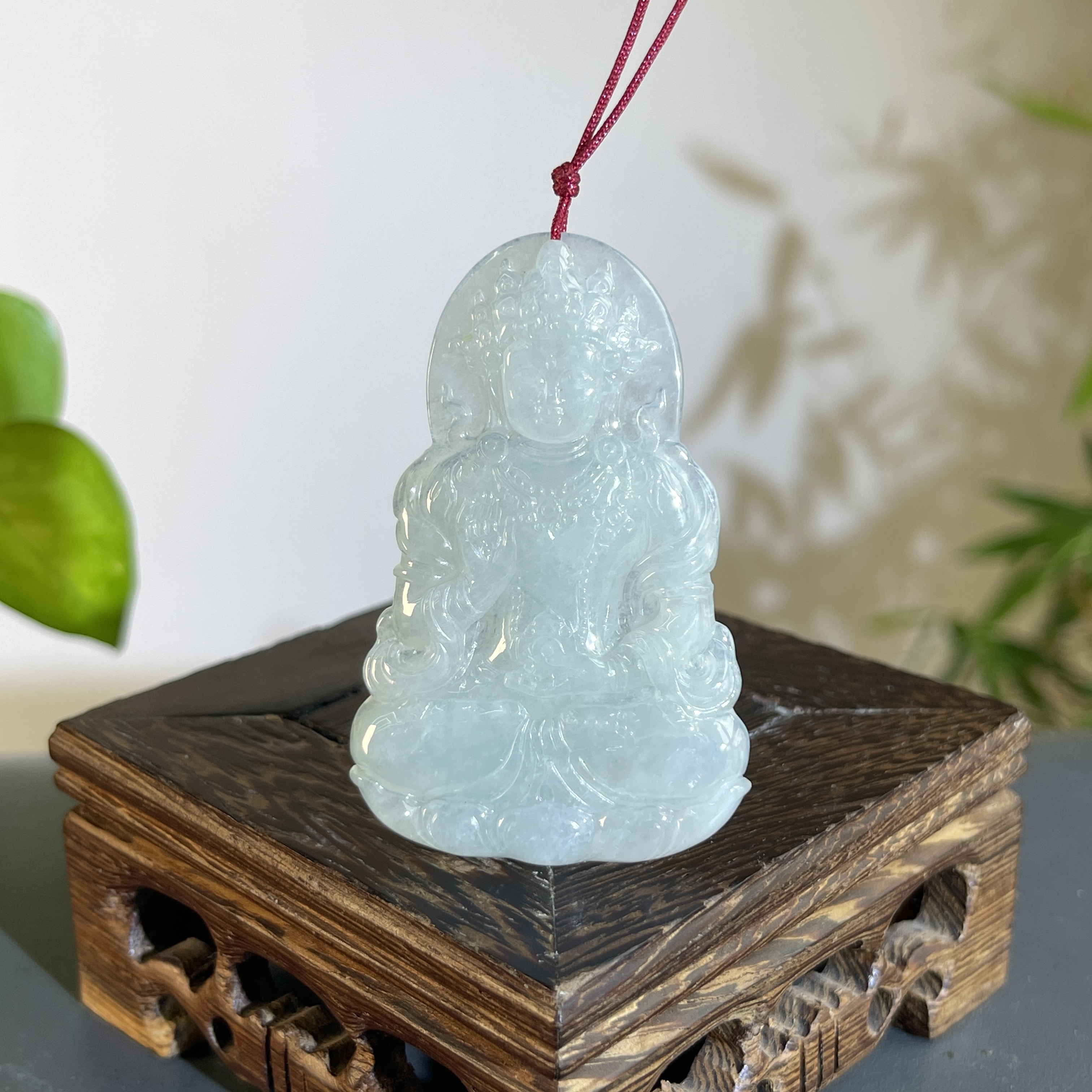 JCA08-260 天然缅甸A货翡翠  度母