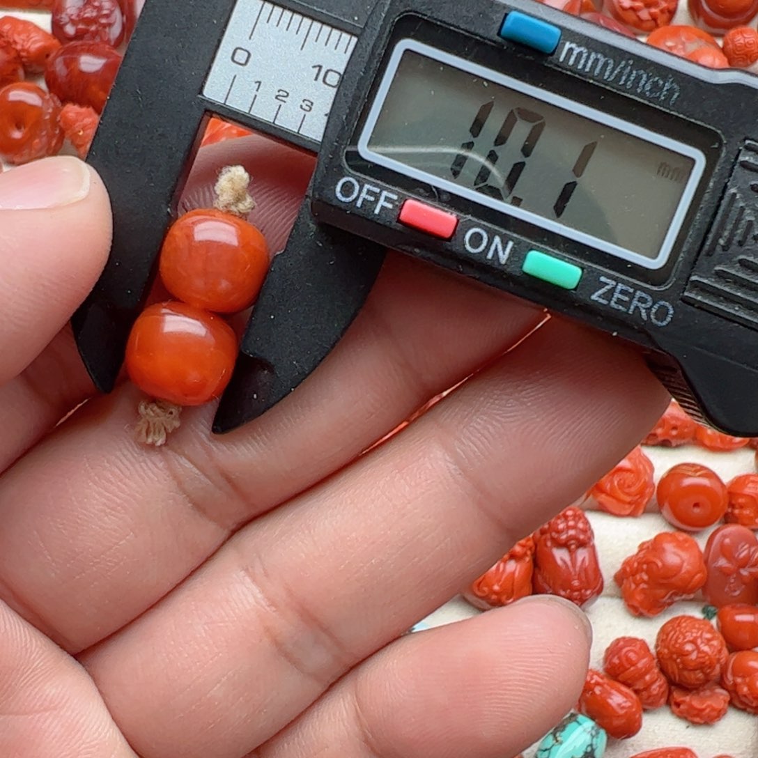 南红玛瑙配饰未镶嵌