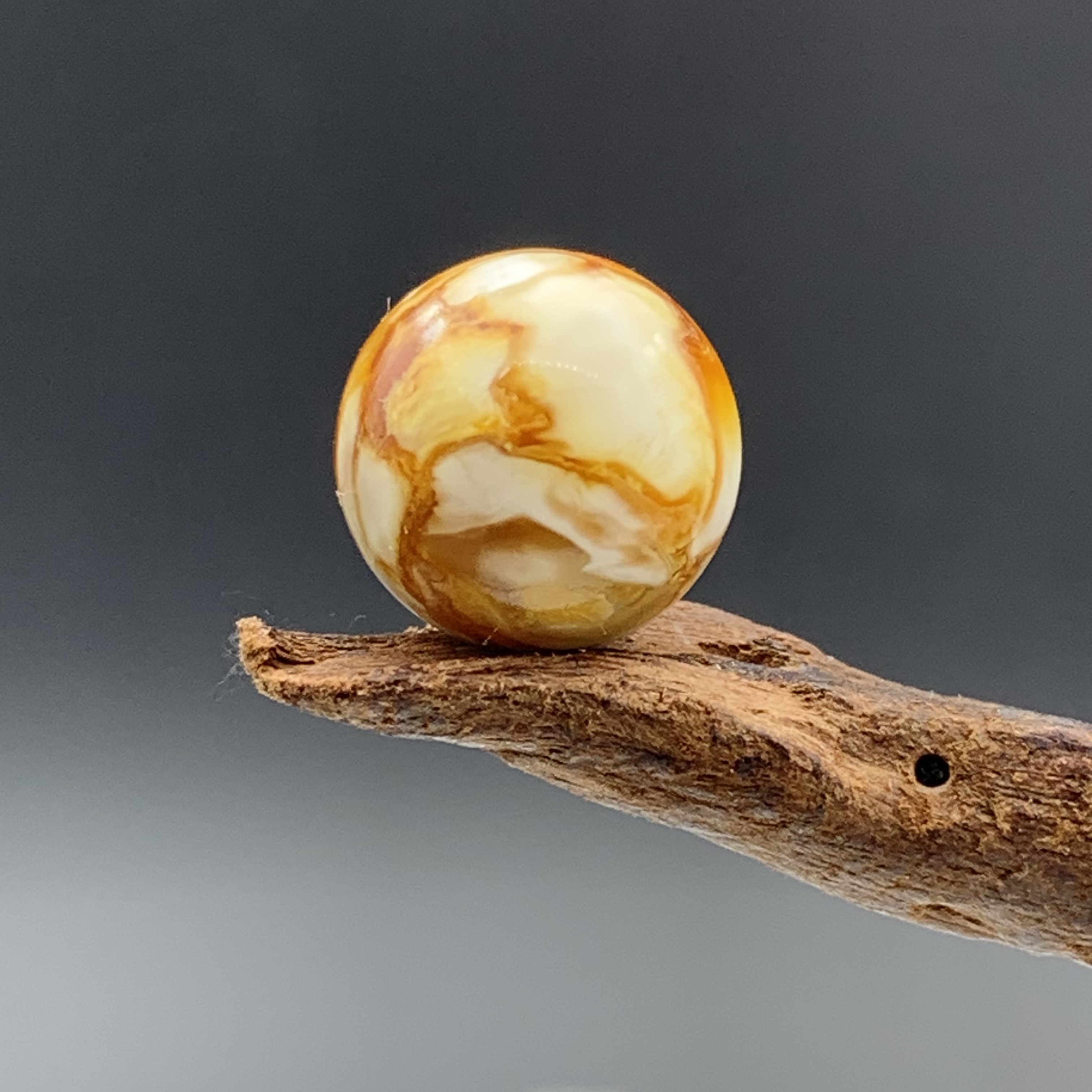 蜜蜡圆珠沁色蜜蜡单珠俄料瓷白溶洞妖花配珠顶珠腰珠文玩配饰男女