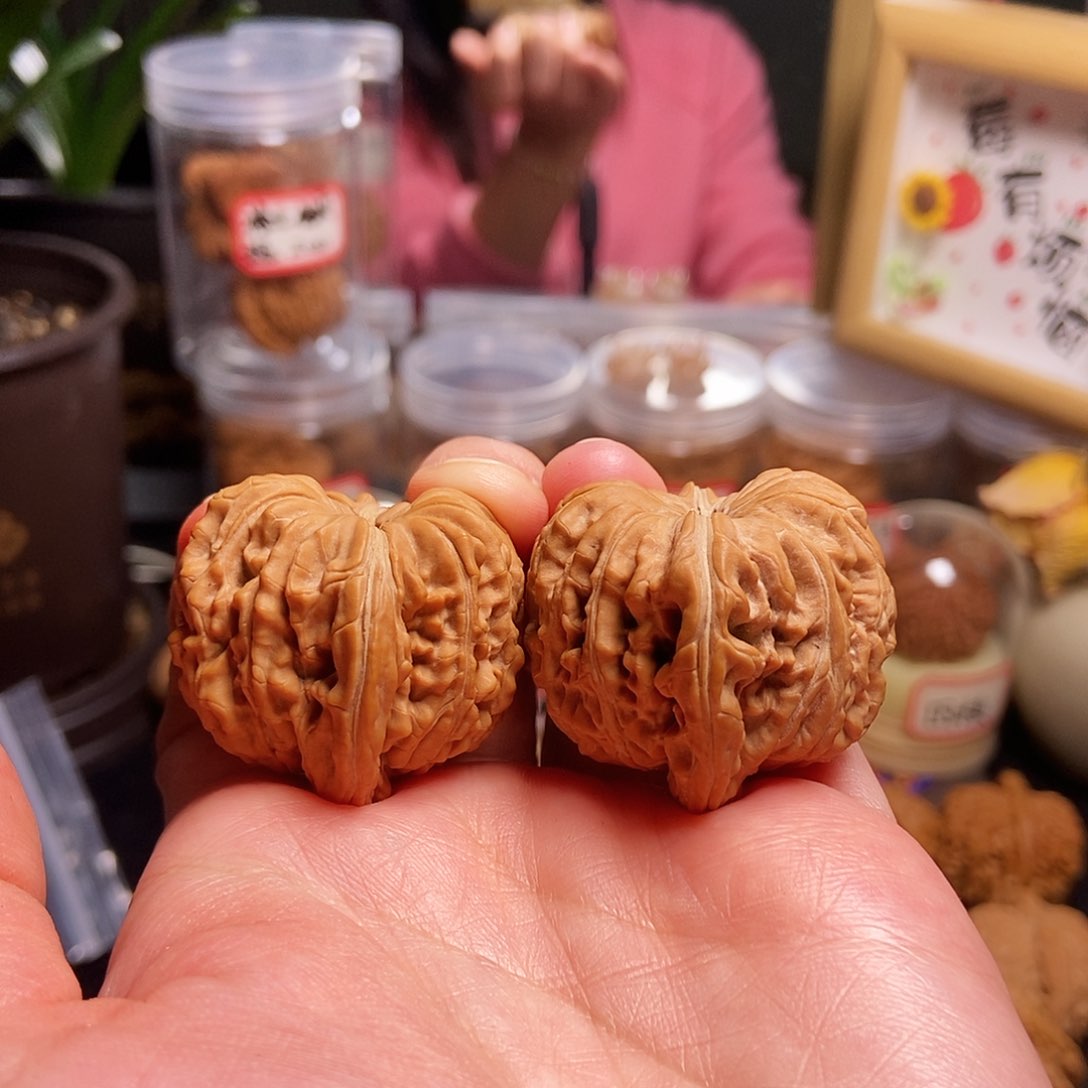 文玩核桃吊坠39拱桥楼