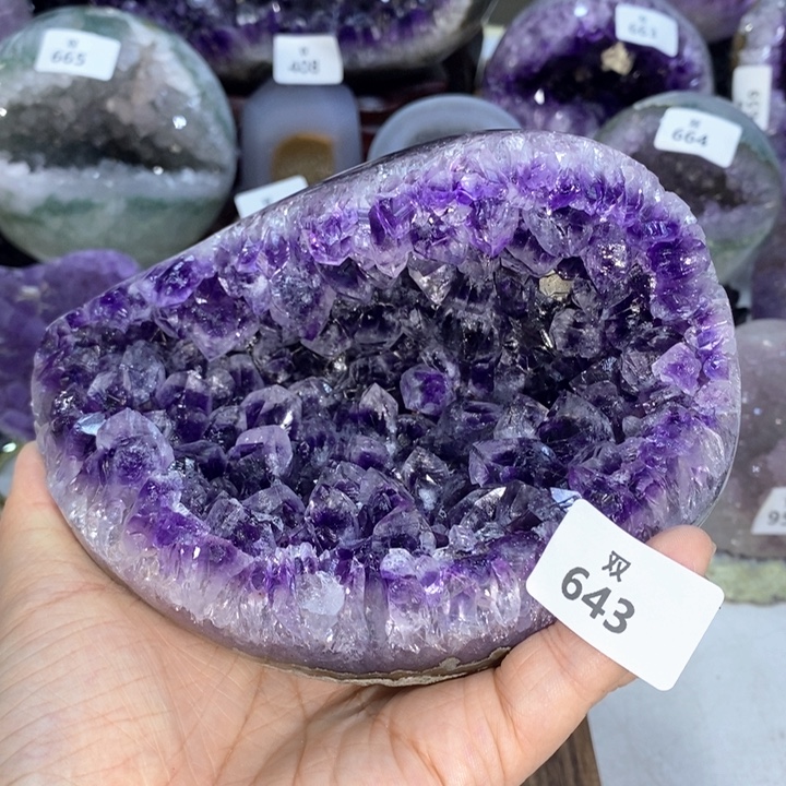 未镶嵌大型摆件（非配饰）水晶