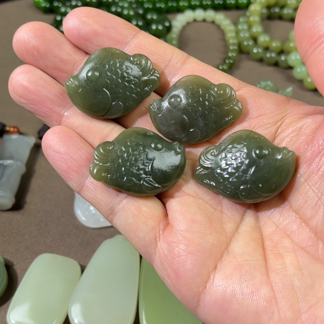 和田玉颈饰未镶嵌多样性发货拍一发一