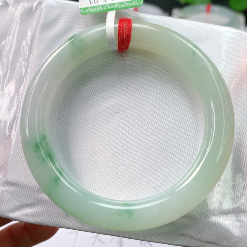 【闪购商品】翡翠手镯未镶嵌天然翡翠手镯
