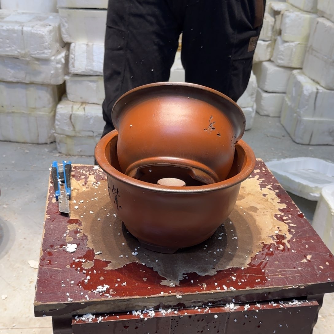 紫砂花盆瑕疵和瑕疵