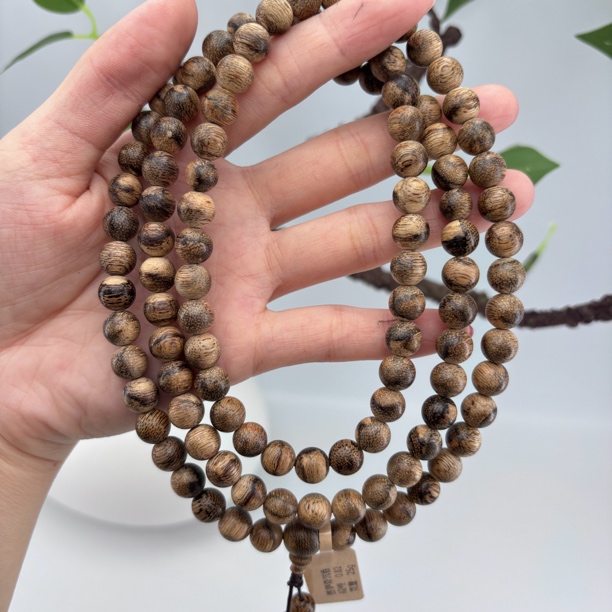 沉香菩萨奇沉香，多圈，尺寸0.82，克重25g