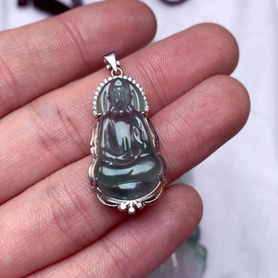 翡翠吊坠(不含链)未镶嵌