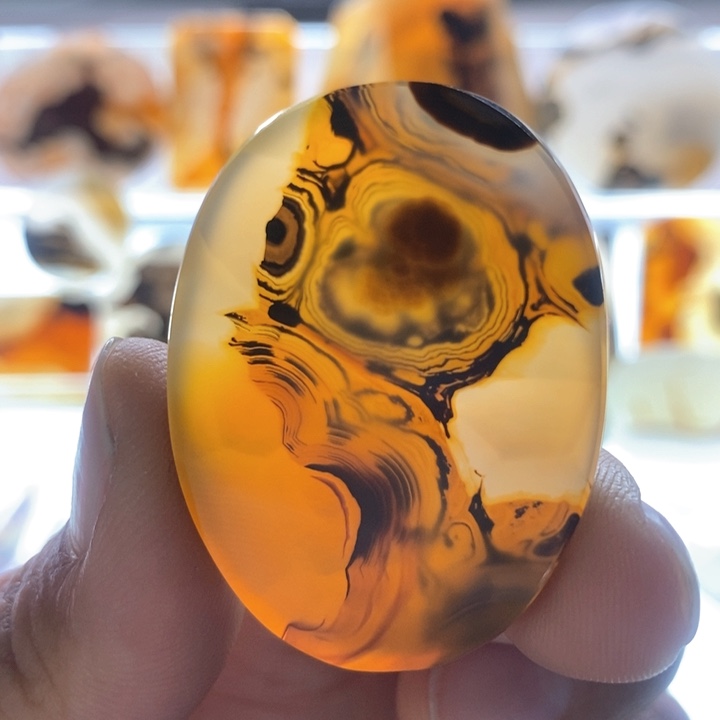 玛瑙/玉髓颈饰未镶嵌