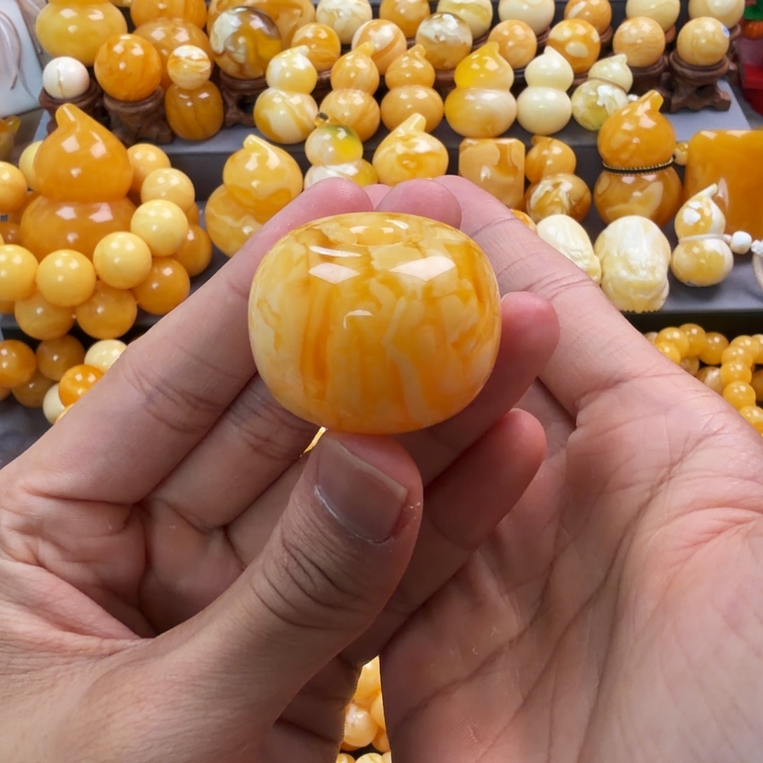 琥珀未镶嵌珠宝奇石25g