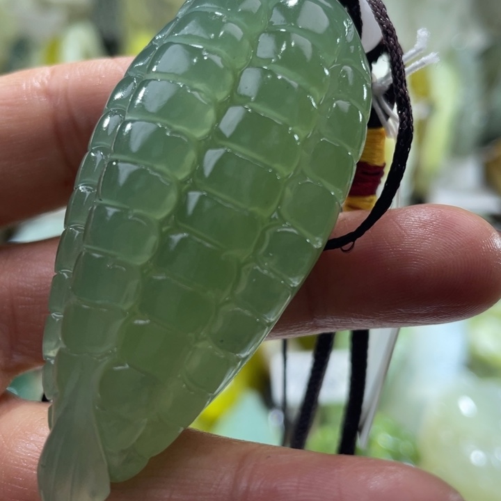 岫玉未镶嵌手把苞米