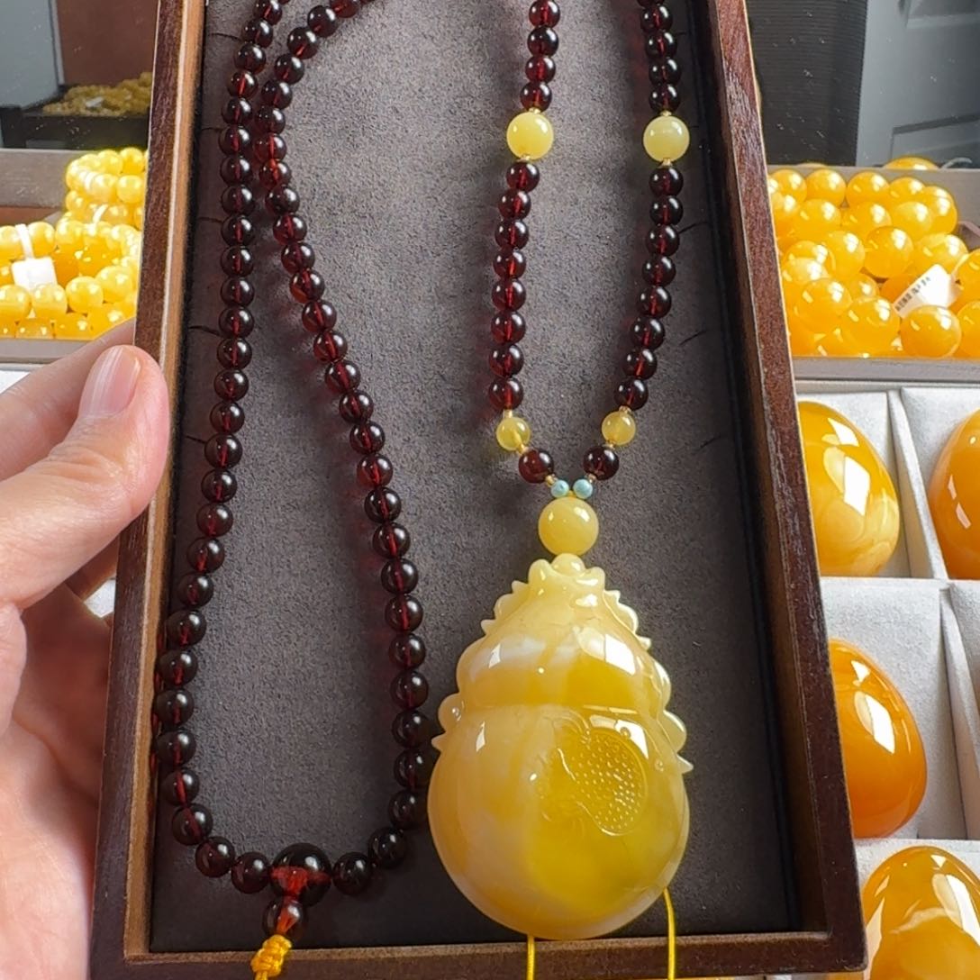 蜜蜡毛衣链未镶嵌