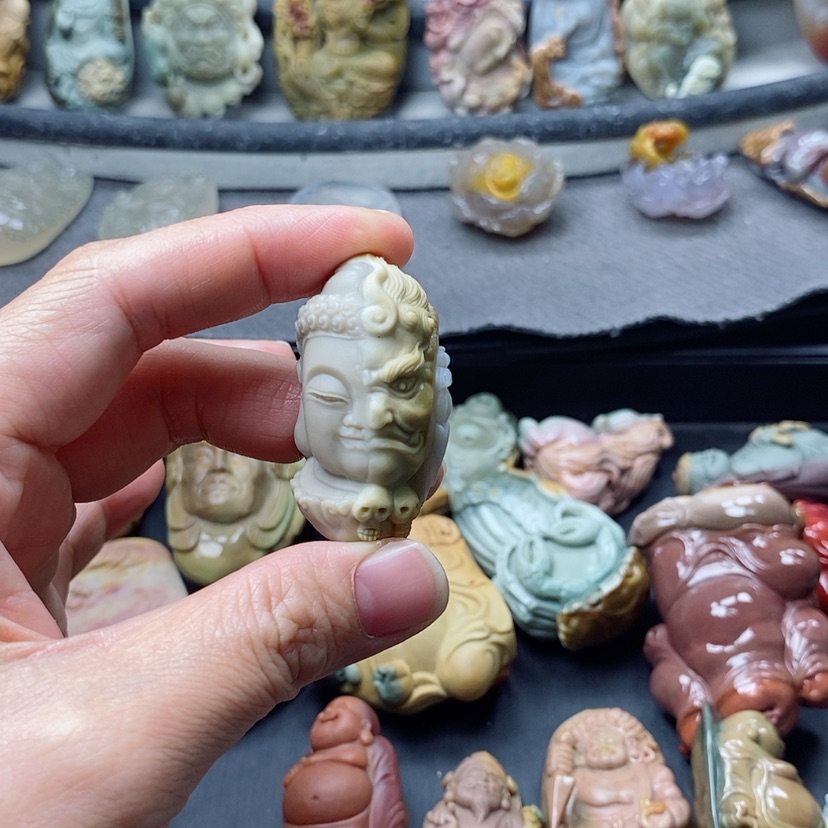 【闪购商品】定制石英质玉吊坠未镶嵌