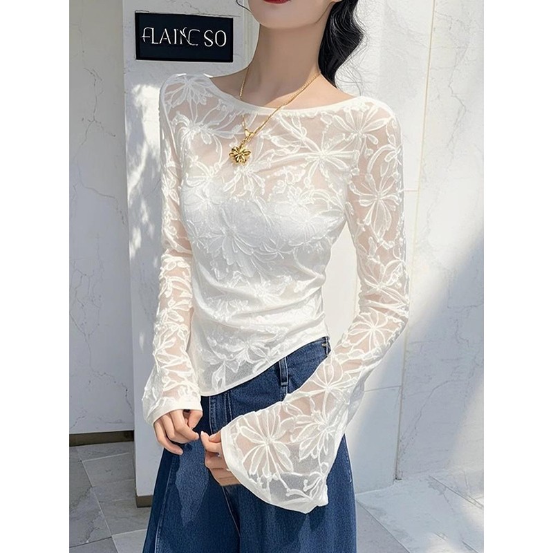 显瘦蕾丝提花喇叭袖修身t恤女新款显瘦小众炸街修身打底衫洋气