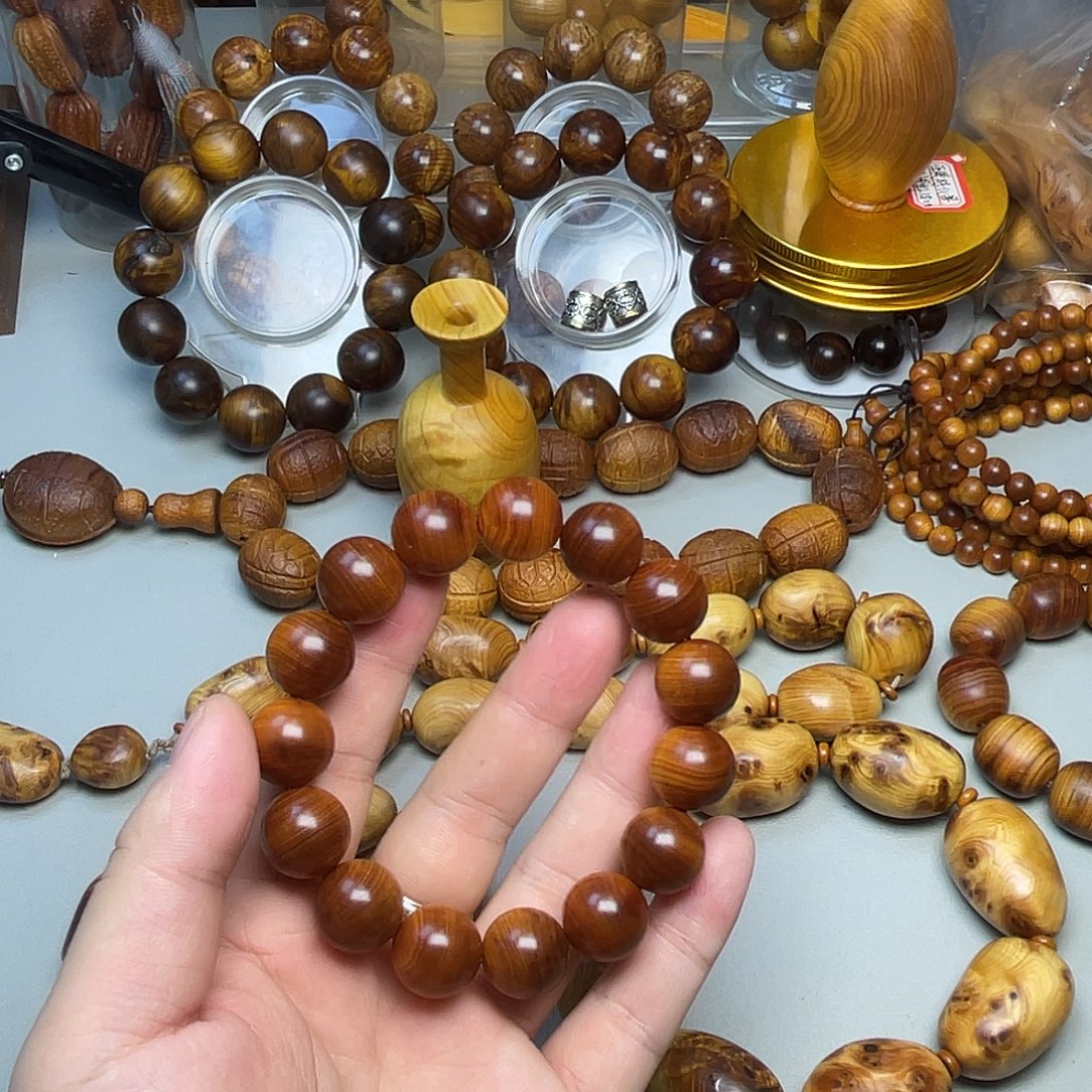 柏木（崖柏）太行崖柏1.5干黑茶