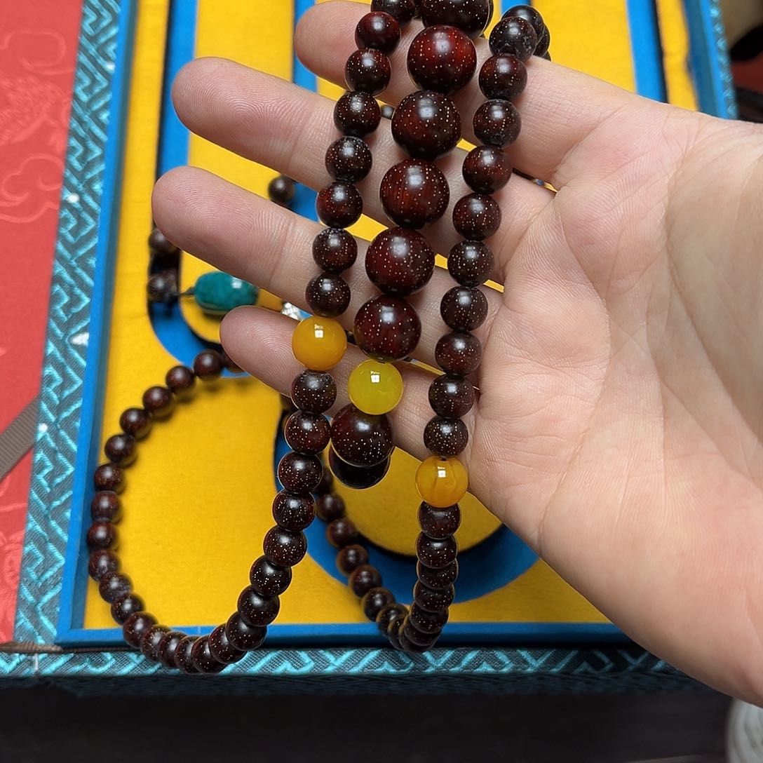 大叶紫檀（黑酸枝木类）