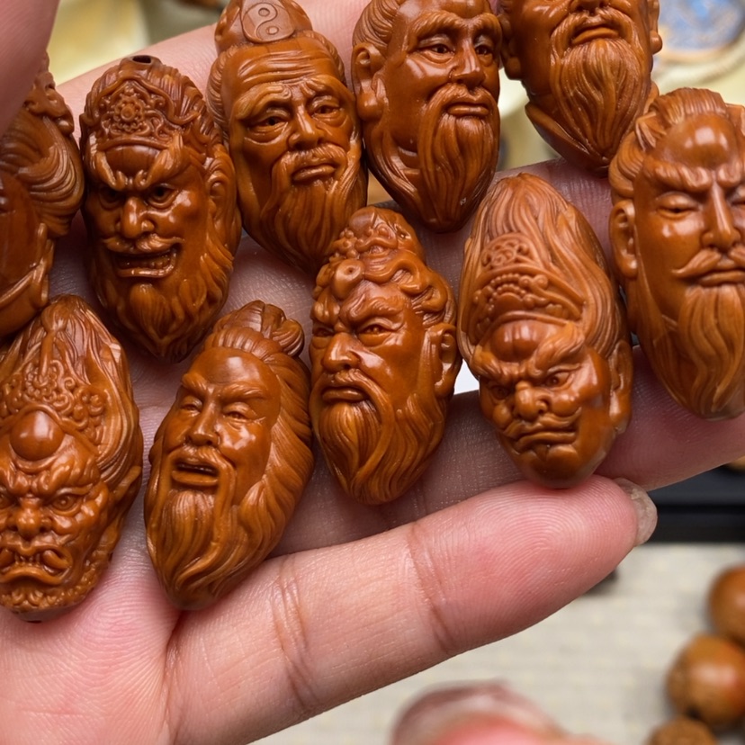 【闪购商品】橄榄核吊坠橄榄手工雕刻工艺