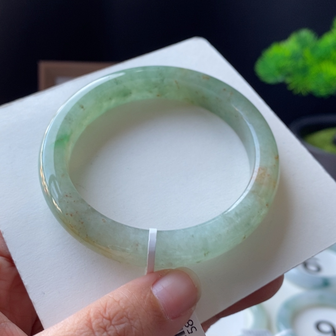 翡翠手镯未镶嵌25号58.8-11.8-8.7