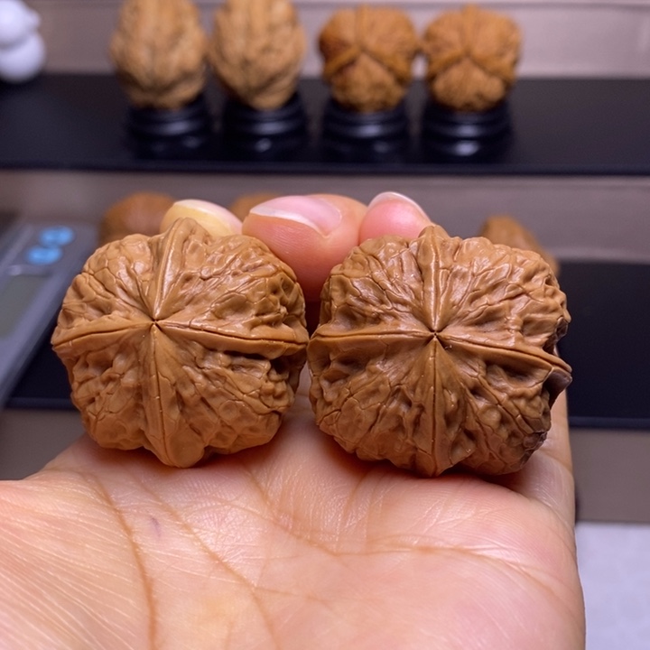 把件文玩核桃聚宝盆四楞43