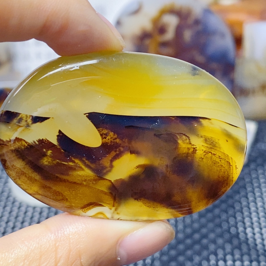 玛瑙/玉髓未镶嵌珠宝奇石