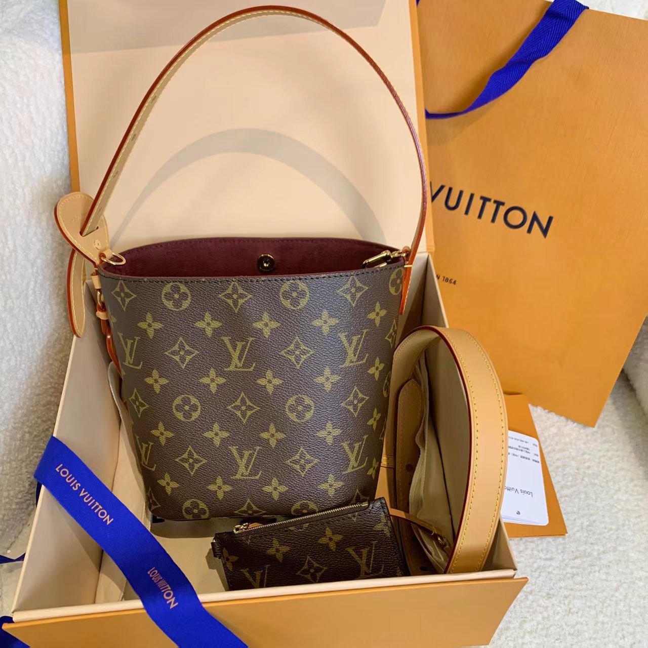 全新未使用 LouisVuitton/路易威登 壹臻/allinbb水桶包 47550854