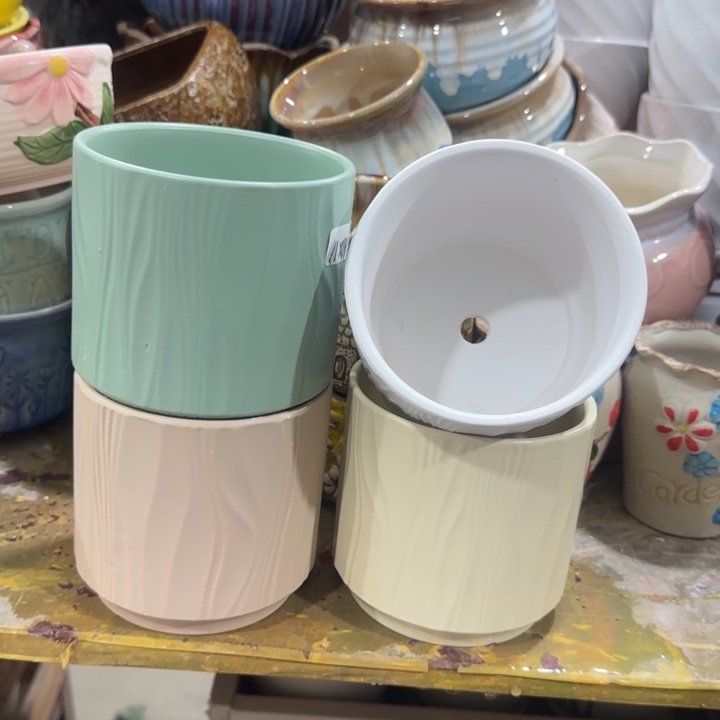 凑9块包邮，有孔，陶瓷花盆