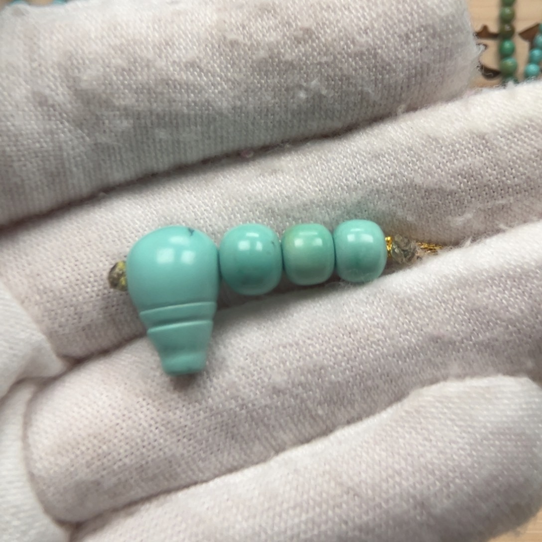 绿松石配饰未镶嵌