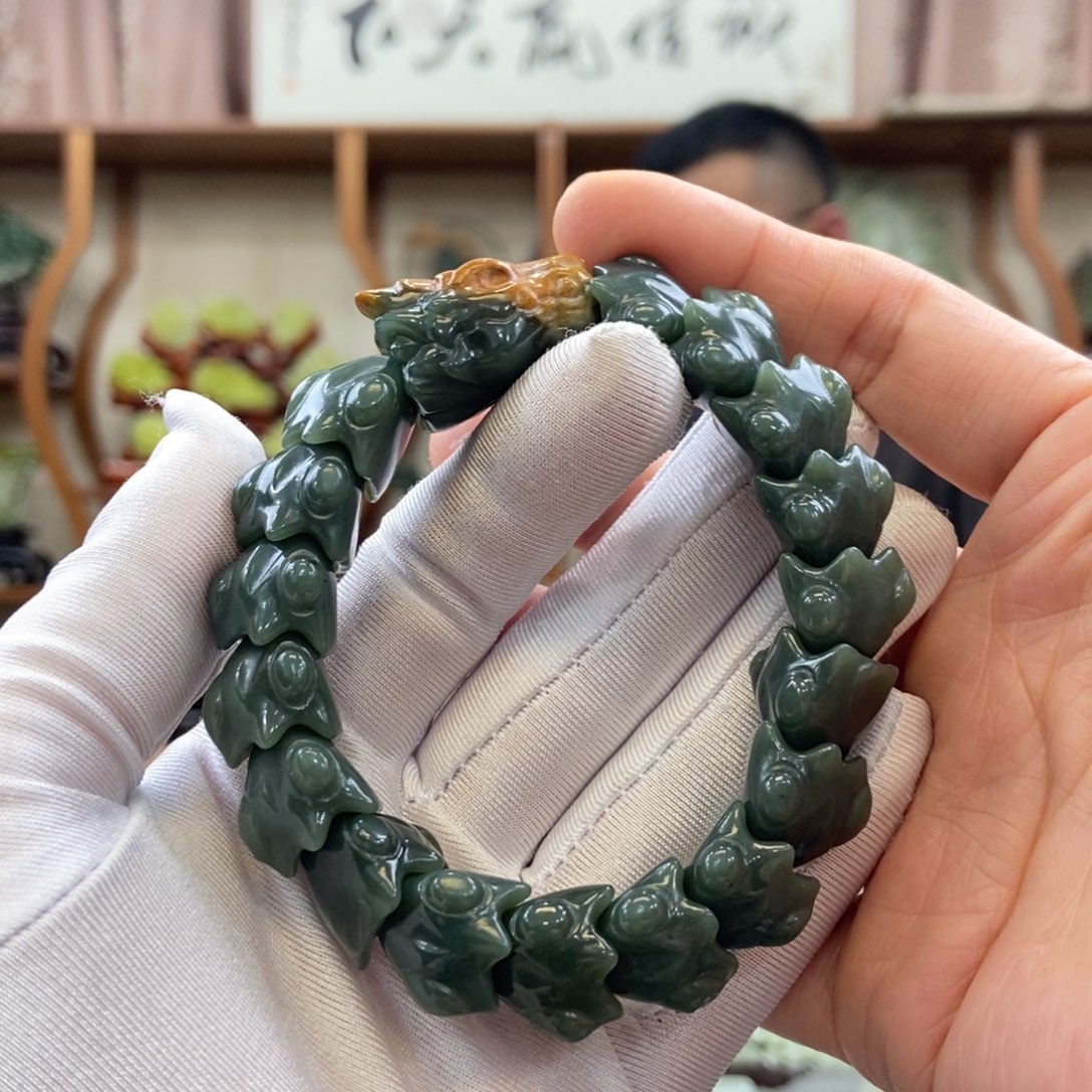 和田玉手串未镶嵌晨*