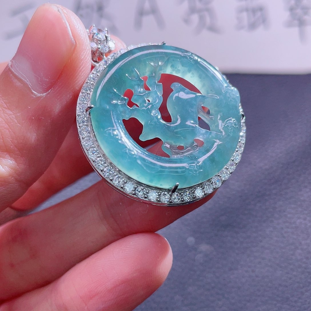 翡翠颈饰未镶嵌999999999