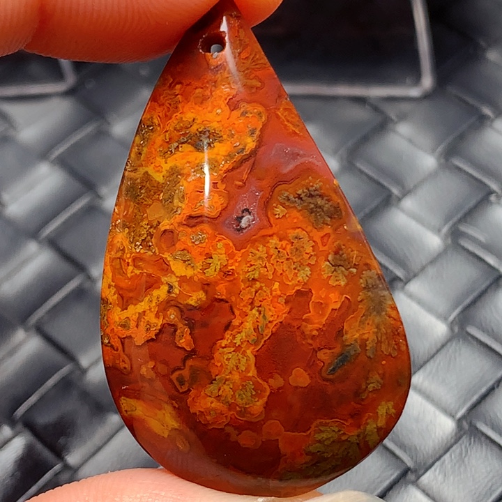 玛瑙/玉髓颈饰未镶嵌疆**旺