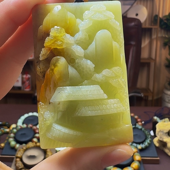 蛇纹石玉手串未镶嵌