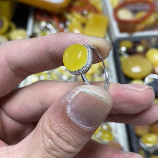 蜜蜡裸石银S925镶嵌戒指