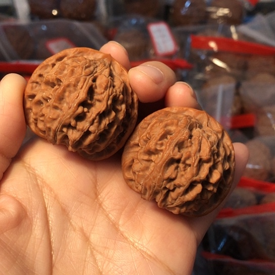 文玩核桃吊坠苹果39