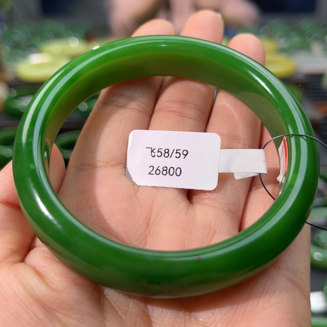 和田玉（碧玉）手镯未镶嵌