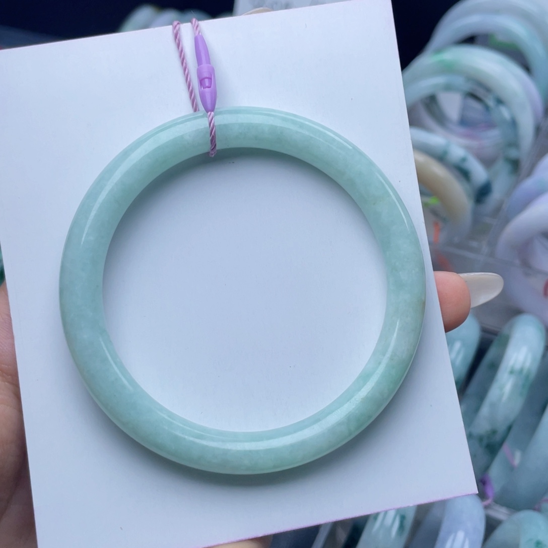 翡翠未镶嵌手镯59圈