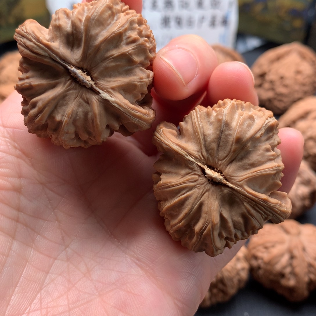 吊坠文玩核桃全品三角白39+