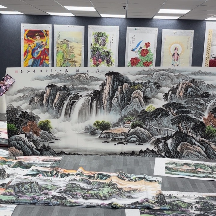 字画等多种形式的艺术作品