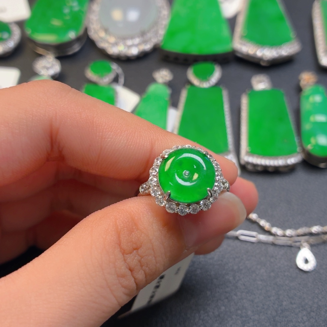 翡翠银S925镶嵌颈饰