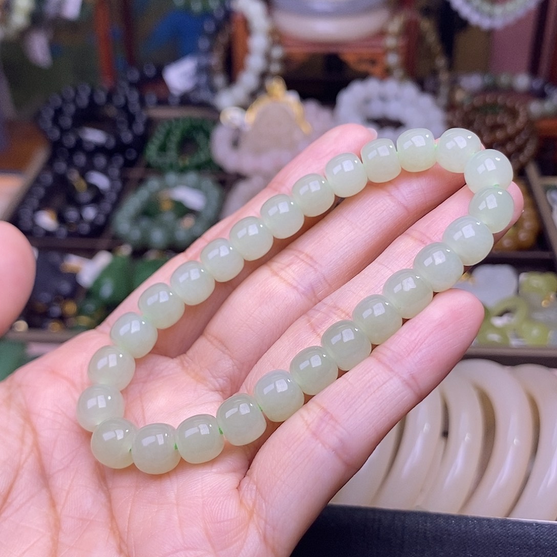 和田玉未镶嵌颈饰冰底晴水老型珠手串