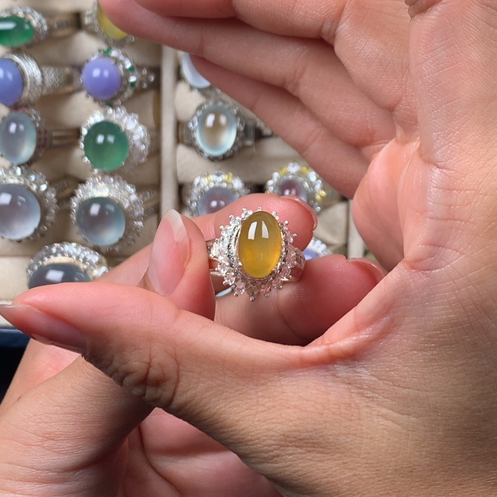 翡翠未镶嵌戒指缅甸天然翡翠Ａ货