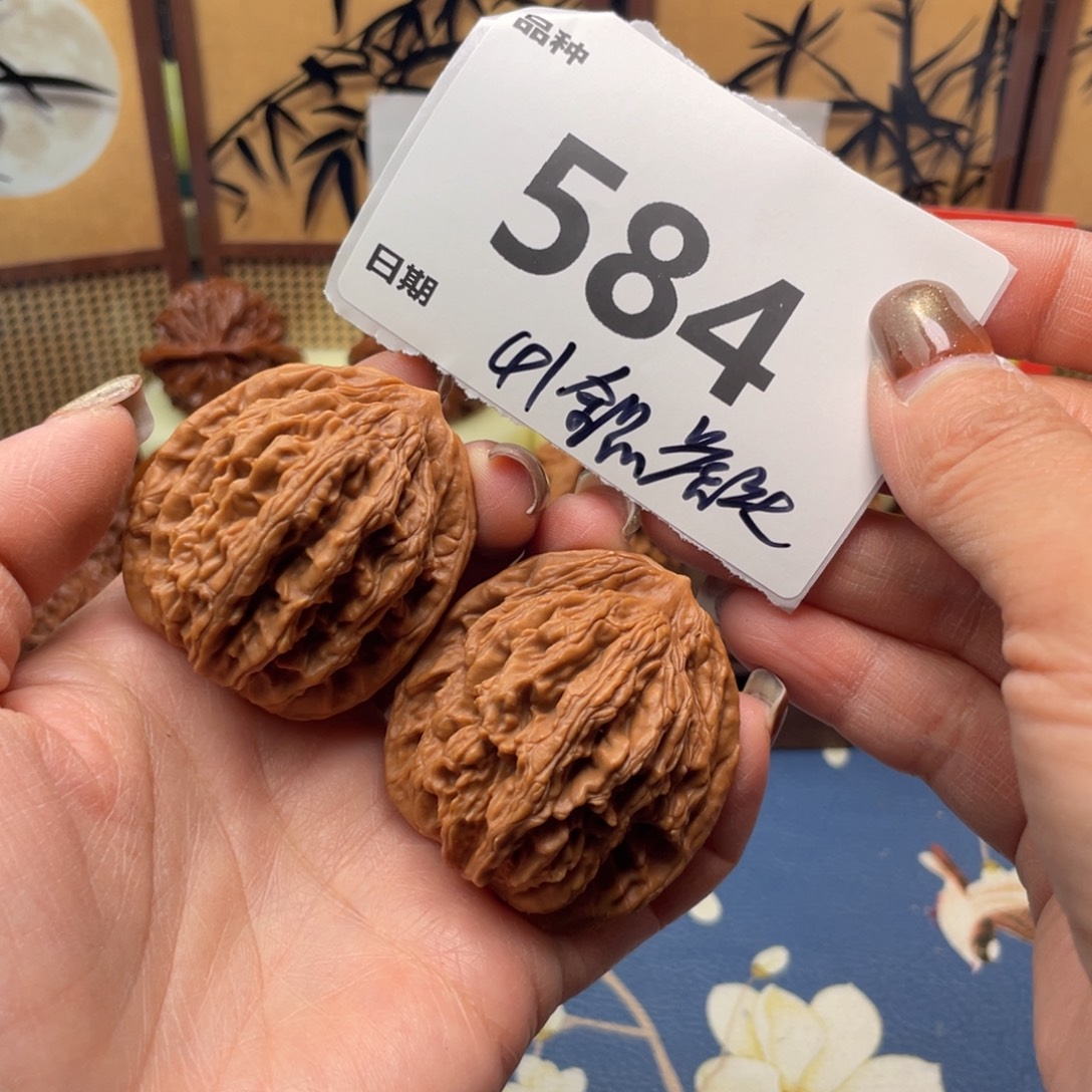把件文玩核桃584号41全品虎头