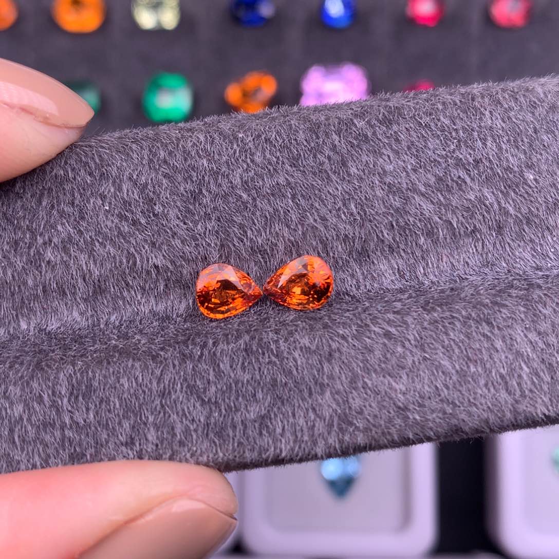 石榴石（芬达石）珠宝半成品未镶嵌1.66ct全净无暇芬达石